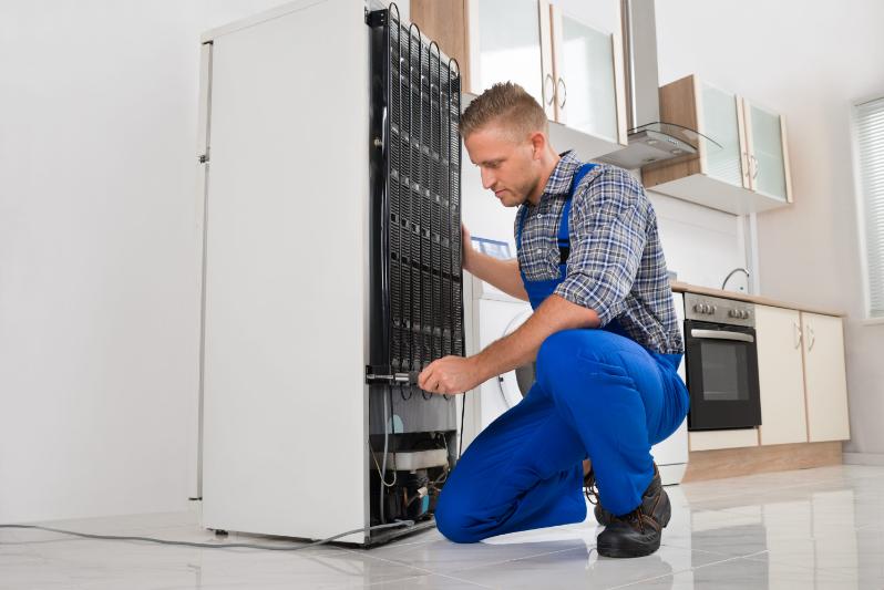 Fast Solutions Await with Sub-Zero Repair Service in Palmetto Bay, FL for Your Kitchen Woes